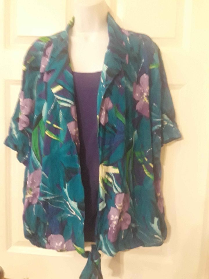 NWT Women's 24W 2-fer Shirt 54 Inch Chest MADE IN THE USA ORIGINAL PRICE $46.00