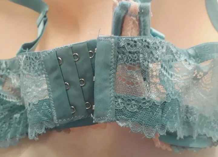 Women's Underwire Bra Adjustable Straps Lavender Lace w/ Light Blue Lace