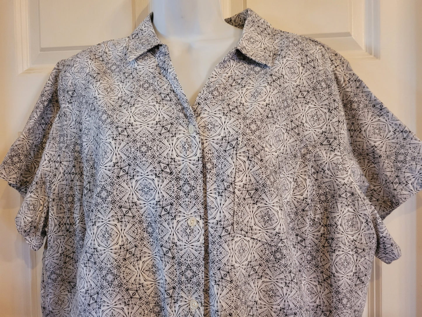 Women's 2X Button Up Shirt 100% Cotton