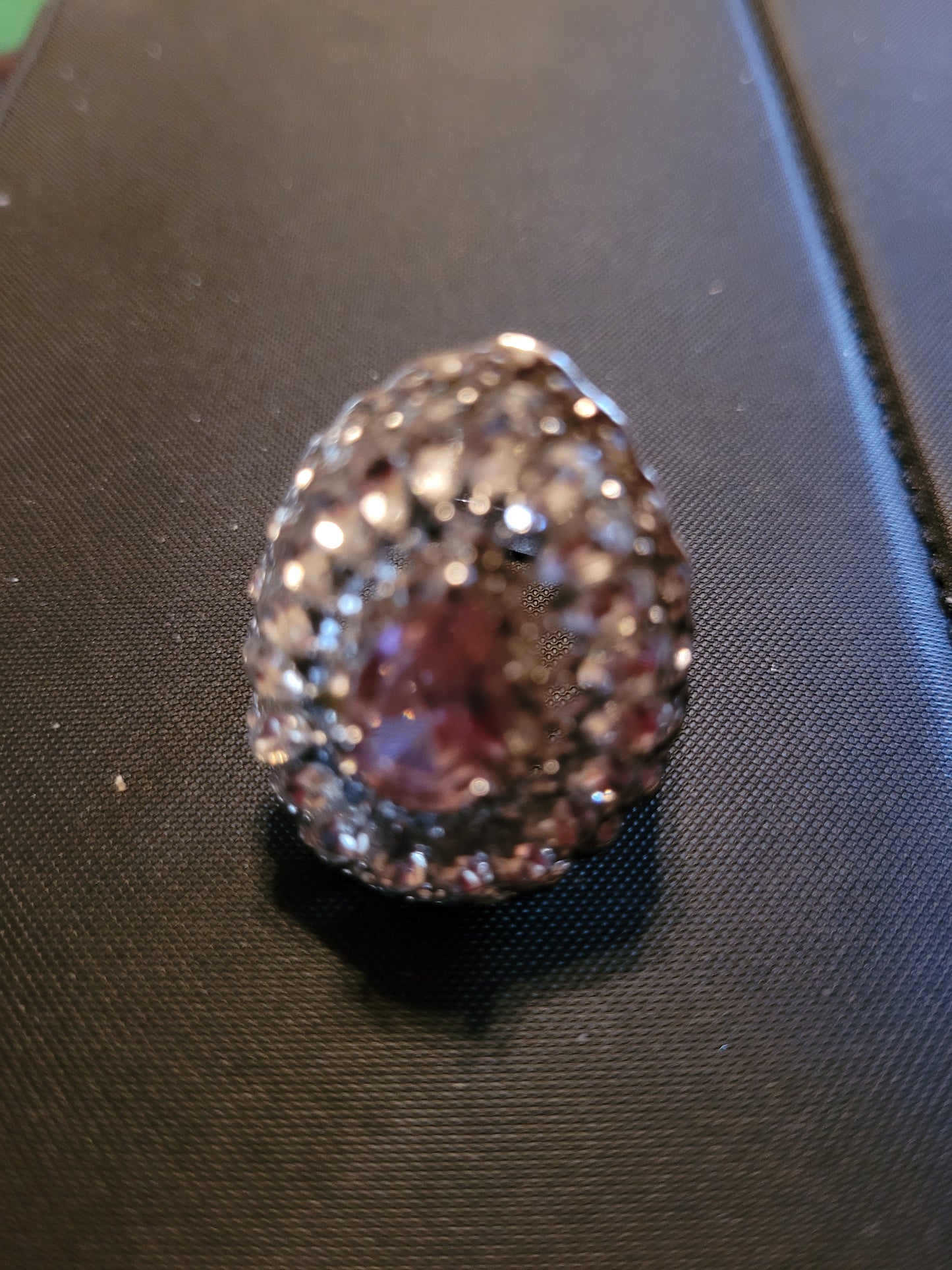 Women's Size 8 Ring Pink w/