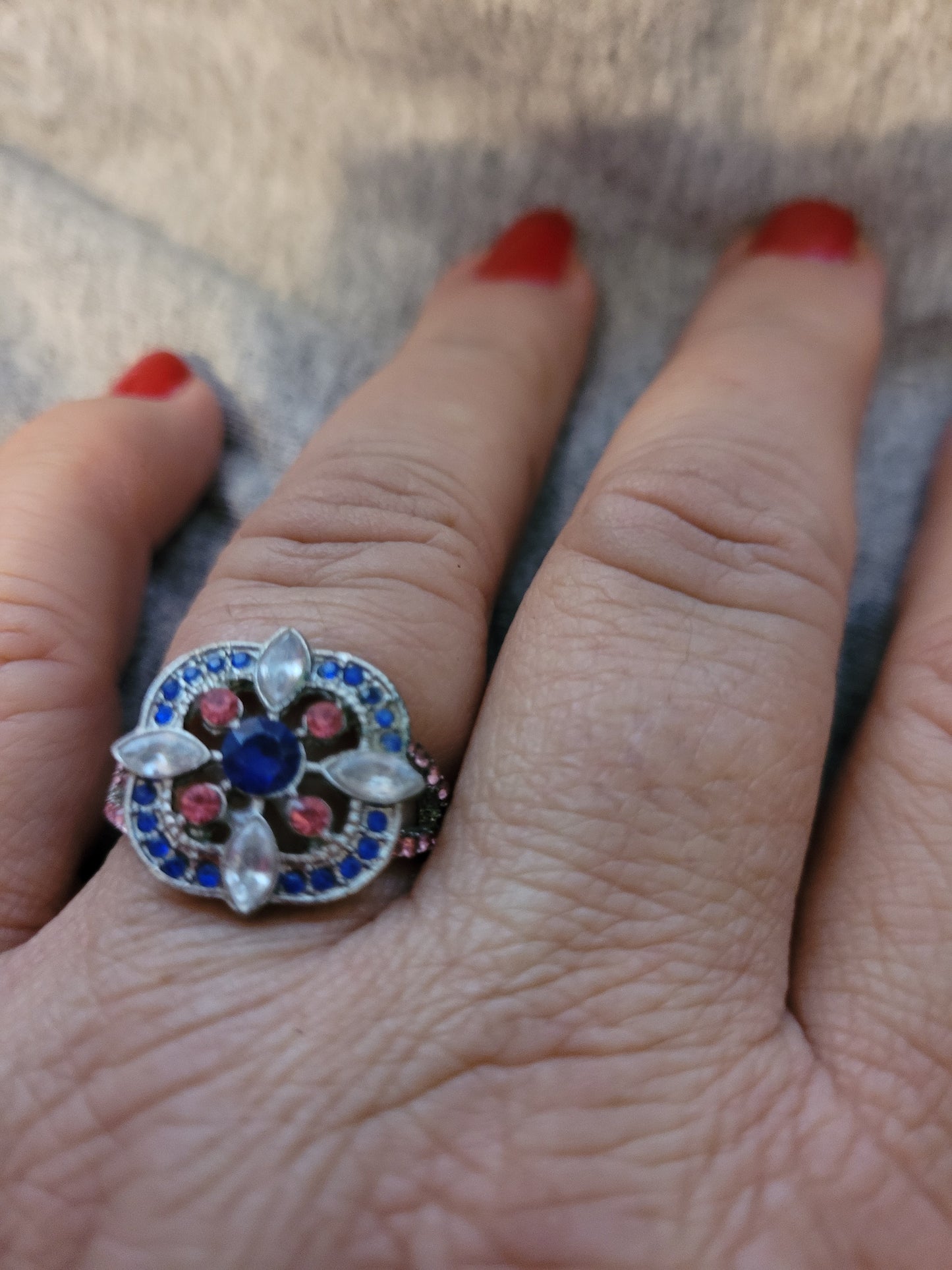 Women's Ring w/ Pink & Purple  Stones