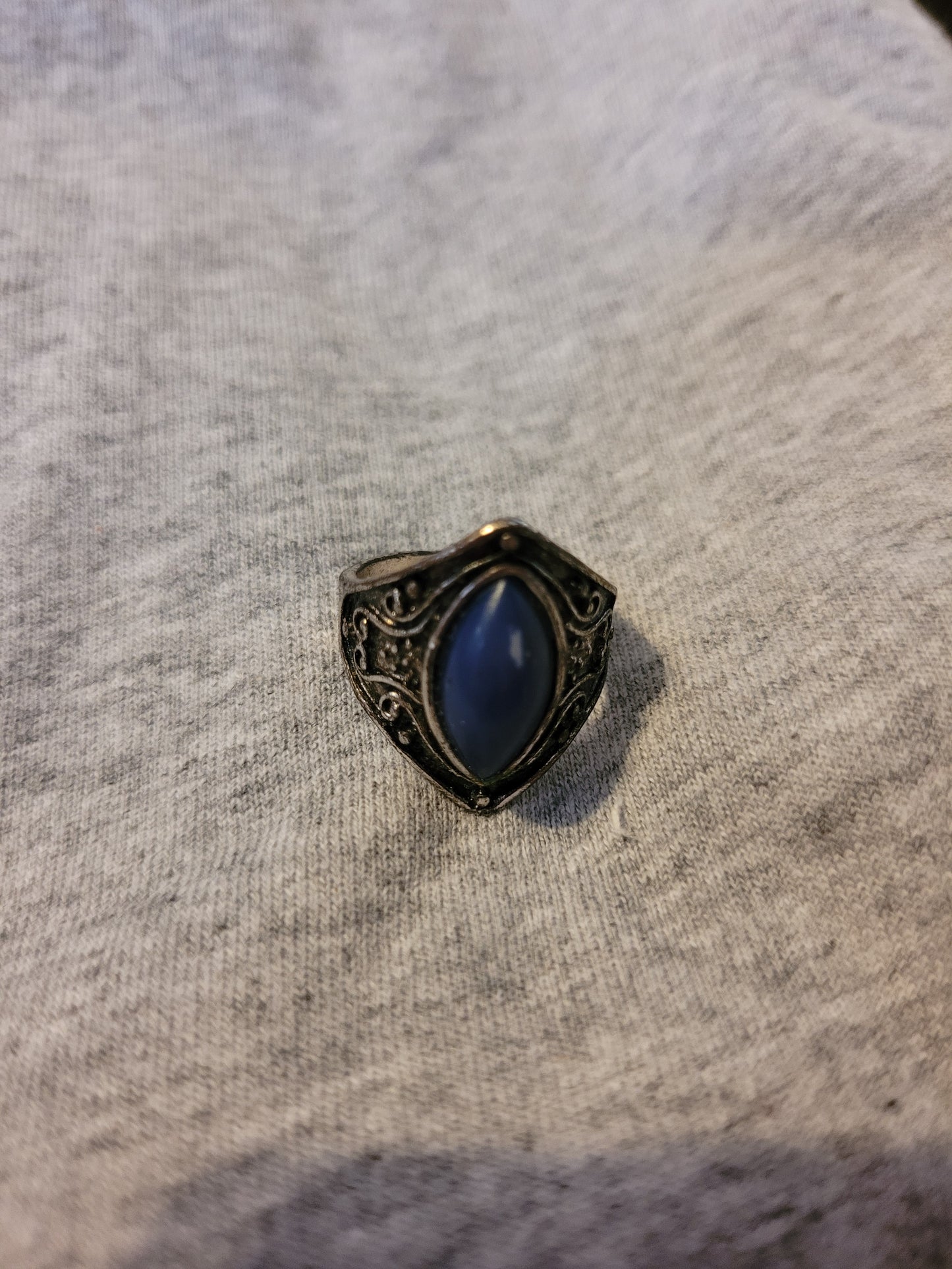 Women's 6.25 Antiqued Silver-tone Ring w/ Blue Stone