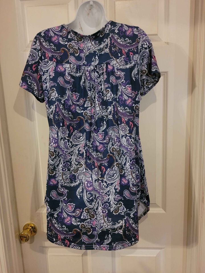 Women's Small Paisley Shirt Henley Neckline