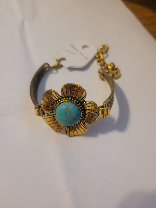 Women's Gold-tone Bracelet w/ Turquoise Set