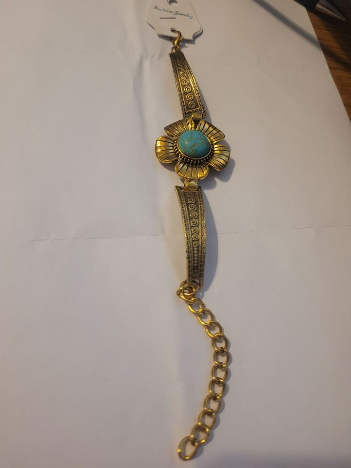 Women's Gold-tone Bracelet w/ Turquoise Set